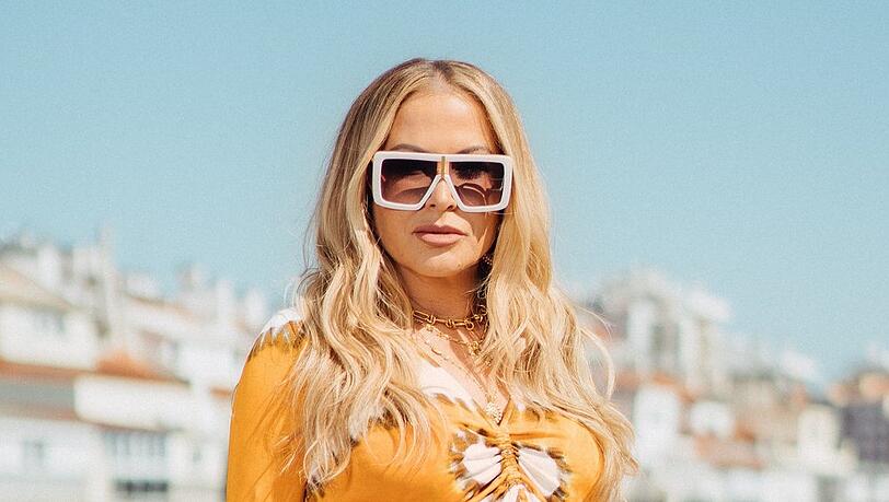 Anastacia coverte Hits von Udo Lindenberg oder Johannes Oerding.