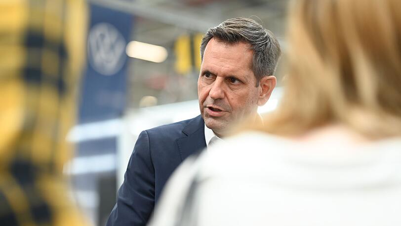 Niedersachsen h&auml;lt 20 Prozent der Stimmrechte im VW-Konzern. Ministerpr&auml;sident Lies sitzt f&uuml;r das Land im Aufsichtsrat. (Archivbild)