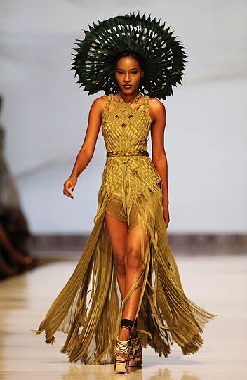 So sexy ist die neue Gaultier-Kollektion: Auf dem Laufsteg in Kolumbien präsentierten die Models wenig Stoff und ganz viel Haut - die Bilder der Exposhow in Cali.
