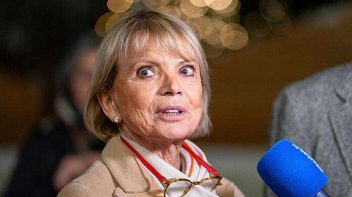Uschi Glas wünscht sich mehr Solidarität von Promi-Kollegen.