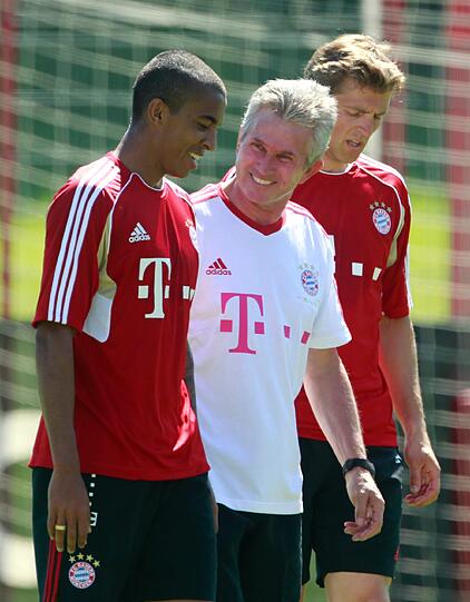 Jupp Heynckes hatte bei seiner  Rückkehr zu Bayern München nur einen Rumpfkader zur Verfügung. Bei  der ersten Trainingseinheit am Montag standen gerade einmal sieben  Profis auf dem Platz. Die Bilder
