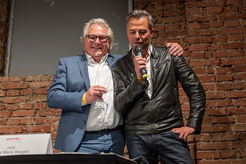 Nach über 100 eingereichten musikalischen Beiträgen bebte die, bis auf den letzten Platz besetzte, Freiheiz-Halle beim großen Finale des &bdquo;LOTTO Bayern MusicAward 2018&ldquo; in München.