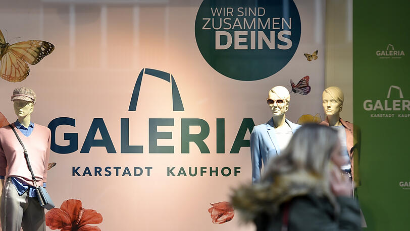 Das neue Logo verbindet die Namen und die Farben der alten Konzerne – das Grün von Galeria Kaufhof und das Blau von Karstadt. Das neue Logo verbindet die Namen und die Farben der alten Konzerne – das Grün von Galeria Kaufhof und das Blau von Karstadt.