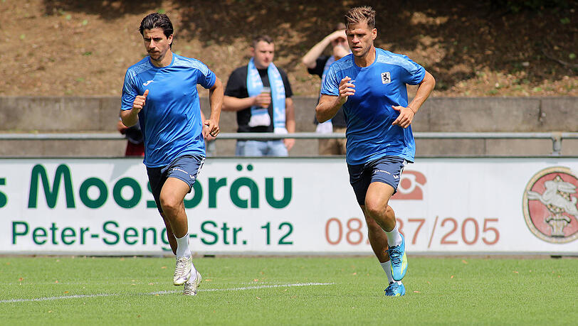Trainierten individuell: Die Löwen Tunay Deniz und Florian Niederlechner. Trainierten individuell: Die Löwen Tunay Deniz und Florian Niederlechner.