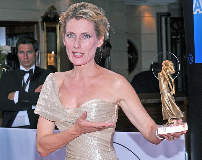 Das Promi-Aufgebot bei den "Diva"-Awards war wie in den Vorjahren enorm: 450 VIP-Gäste kamen, ein bunter Mix aus Stars und Sternchen, aus Newcomern und Urgesteinen aus dem Unterhaltungskosmos. Die Bilder!