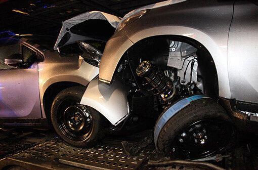 Schwerer Verkehrsunfall bei einem Überholmanöver auf der B12: die Bilder.