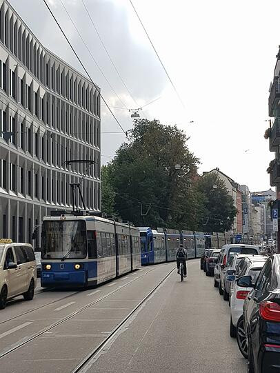 Motto: ausspekuliert! Am Samstag kamen um die 10.000 Menschen zur großen Demo gegen Spekulanten, Mietwahnsinn und für mehr Mieterschutz nach München.