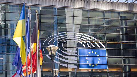 Erstmals dürfen in Deutschland bei Europawahlen auch Minderjährige teilnehmen.