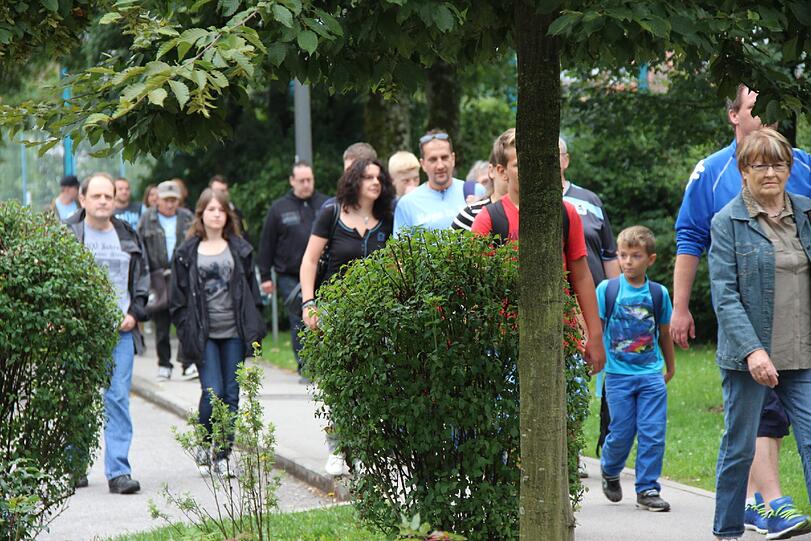 Weitere Bilder vom Löwen-Fanfest am Trainingsgelände an der Grünwalder Straße.