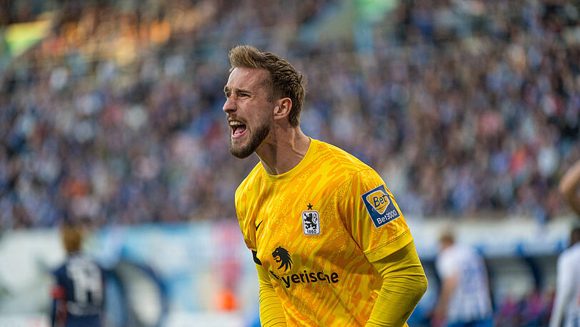 Torwart auf Abschiedstour: Marco Hiller wird den Löwen wohl nach 17 Jahren verlassen. Torwart auf Abschiedstour: Marco Hiller wird den Löwen wohl nach 17 Jahren verlassen.