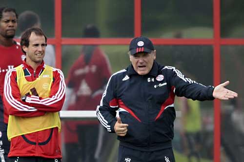 Mehmet Scholl und Hermann Gerland
