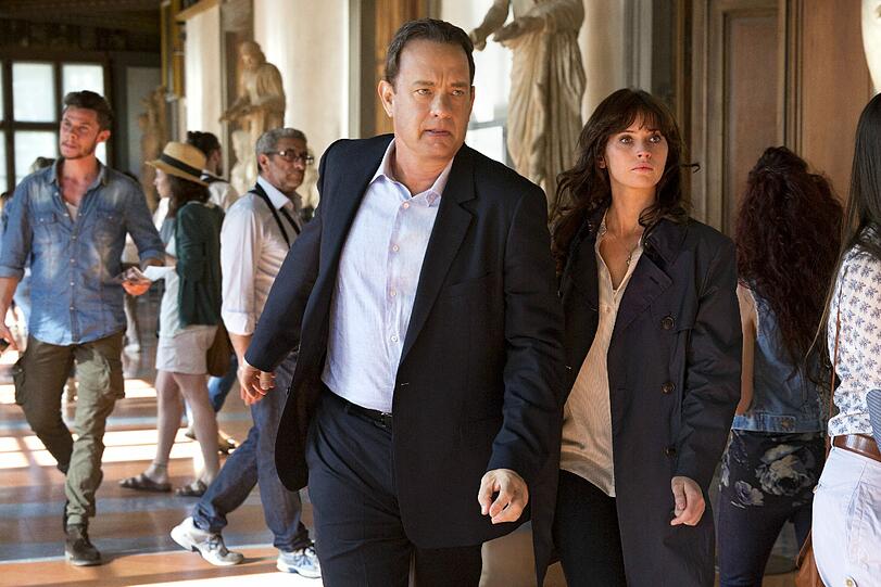 Robert Langdon (Tom Hanks) und die Ärztin und universell Hochbegabte Sienna Brooks (Felicity Jones).