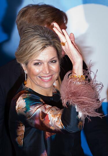 Hier trägt Königin Máxima der Niederlande noch eine Zahnspange