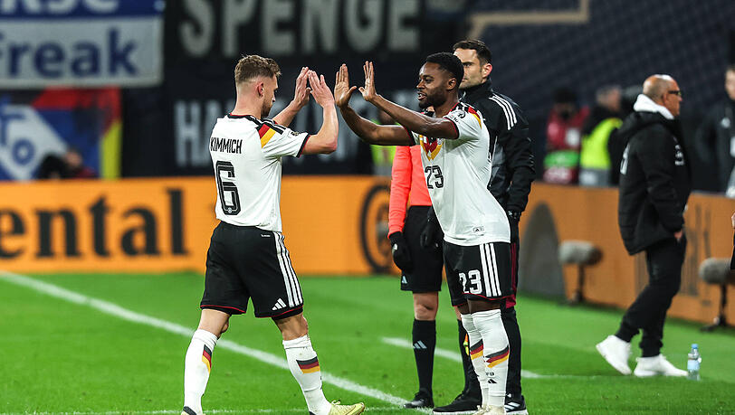 Joshua Kimmich stand gegen die Slowakei trotz Sprunggelenksverletzung &uuml;ber eine Stunde auf dem Platz.