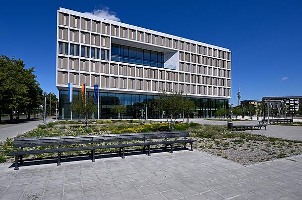 Eindrucksvoll: Das neue Strafjustizzentrum ist von dem M&uuml;nchner Architektb&uuml;ro Plan2 entworfen worden.