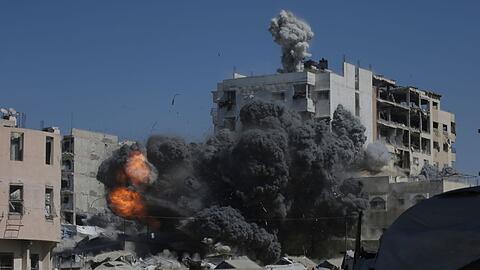 Bei neuen Angriffen des israelischen Militärs im Gazastreifen sind Berichten zufolge mindestens 39 Menschen getötet worden.