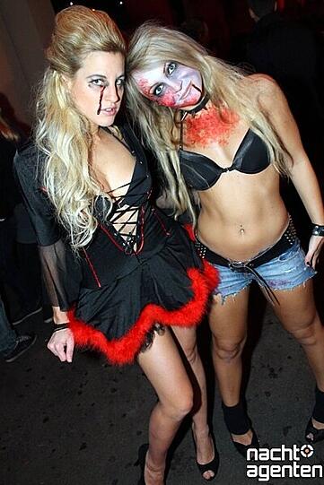 Viel Blut und nackte Haut beim "Sex-O-Ween" in der Nachtgalerie am 27.10.2012