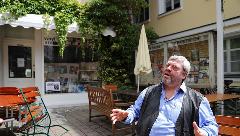 Auch zehn Jahre nach dem Anschlag ist für Norbert Imschloß die Erinnerung wach. Auch zehn Jahre nach dem Anschlag ist für Norbert Imschloß die Erinnerung wach.