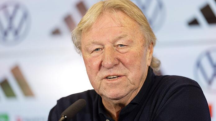 Will mit den DFB-Frauen das Olympia-Ticket lösen: Horst Hrubesch.