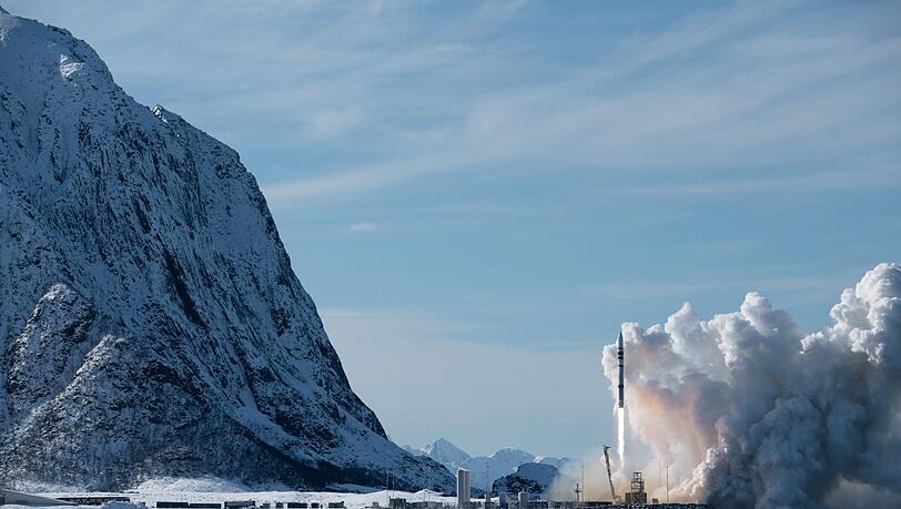 Der Teststart der "Spectrum"-Rakete des deutschen Herstellers Isar Aerospace im März. Das Unternehmen hat die Testphase seiner Rakete noch nicht abgeschlossen, aber bereits kommerzielle Aufträge im Buch. (Archivbild)