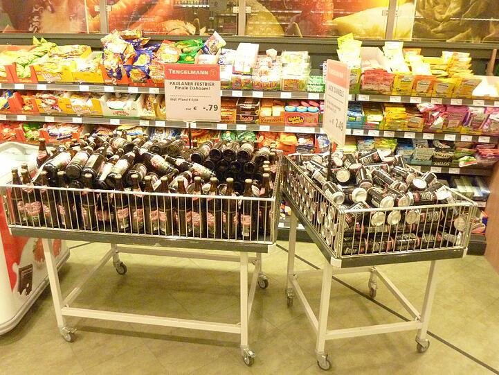 Ein Tengelmann-Supermarkt von innen.