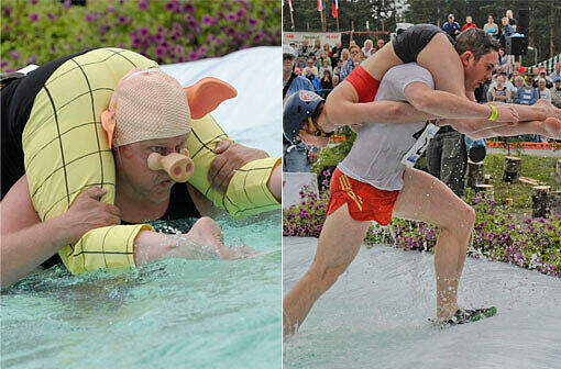 Die spinnen die Finnen."Wife Carrying" in Finnland. Hier gibt's die Bilder zum Durchklicken.