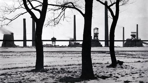 Renger-Patzschs Winterlandschaft mit Zeche Pluto in Wanne-Eickel, 1929