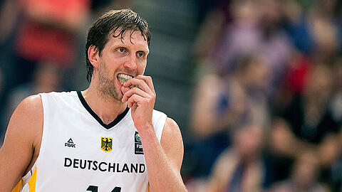 Dirk Nowitzki und die DBB-Auswahl haben im Freundschaftsspiel gegen Frankreich noch einmal Selbstbewusstsein getankt.