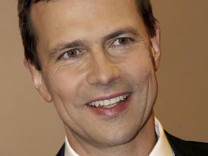 Merkels neuer Mann: Steffen Seibert. Wir versorgen ihn zum Einstieg mit guten Neuigkeiten.