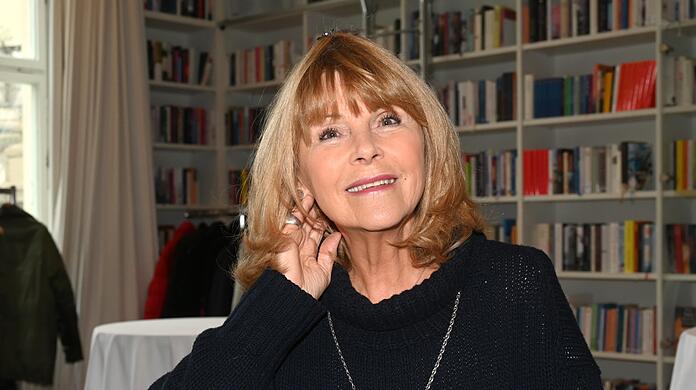 Heute ist sie glückliche Oma: Schlagersängerin Lena Valaitis ("Johnny Blue").