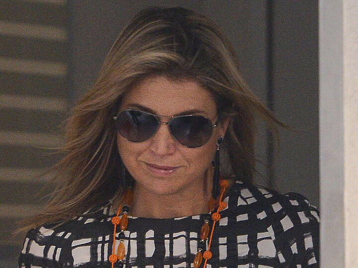 Königin Máxima besucht ihren Vater im Krankenhaus in Buenos Aires