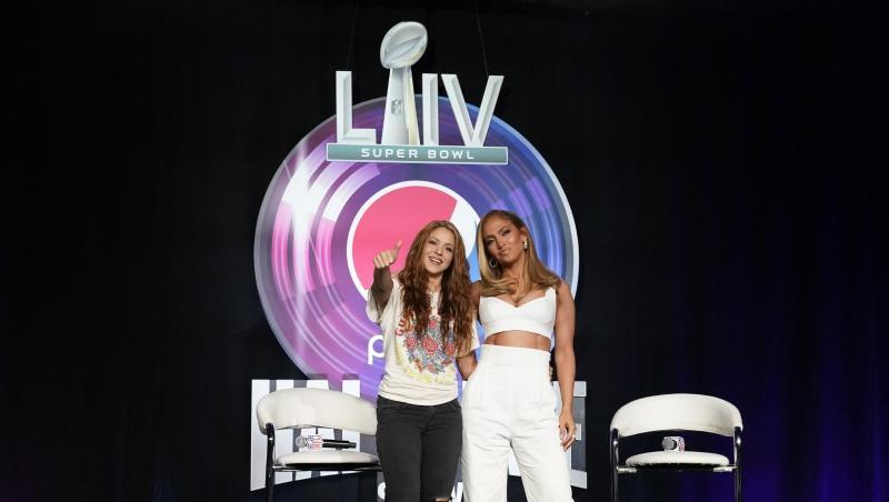 Geballte Frauen-Power: Jennifer Lopez und Shakira. Geballte Frauen-Power: Jennifer Lopez und Shakira.