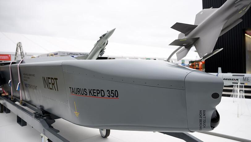 Taurus-Marschflugkörper gehören zum Angebot der Luft- und Raumfahrtindustrie.