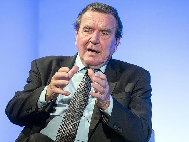 Ex-Kanzler Gerhard Schröder hält nichts von der Idee einer SPD-Doppelspitze.