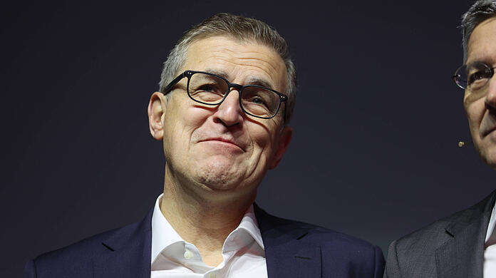 Will beim FC Bayern im Sommer einiges umkrempeln: Vorstandsboss Jan-Christian Dreesen.