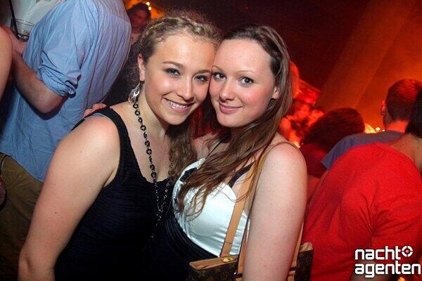 Auch im Neuraum fand am Freitag die längste Nacht der Münchner Clubs 2013 statt. Mehr Bilder finden Sie unter: www.nachtagenten.de