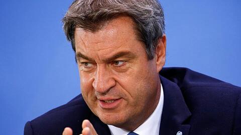 Markus Söder (CSU) spricht bei einer Pressekonferenz. Foto: Michele Tantussi/Reuters/Pool/dpa/Archivbild