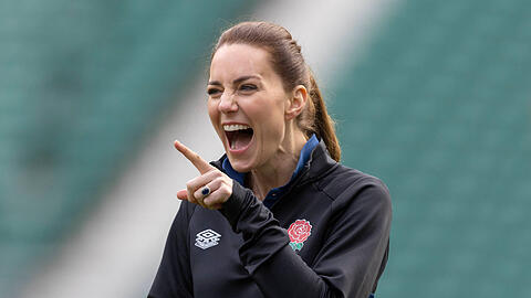Ausgelassene Stimmung: Herzogin Kate ist Schirmherrin der der englischen Rugby-Verbände.