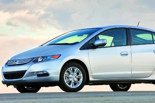 Stromlinienförmig und mit zusätzlichem Stromantrieb: der Honda Insight