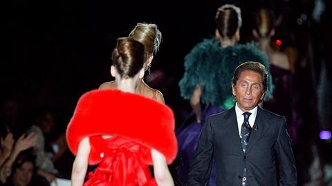 Die Perfektion, die Valentino selbst anstrebte, forderte er auch von seinen Mitarbeitern.