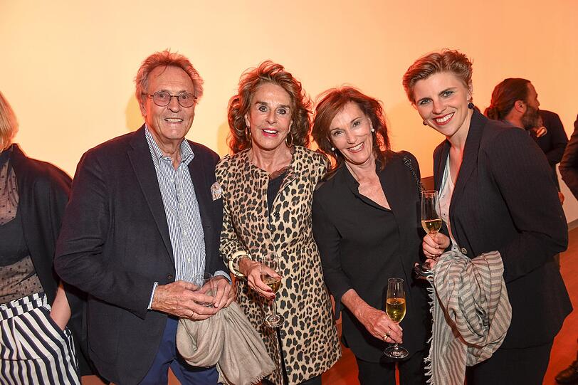 Lothar Strobach, Barbara Bagust, Dr. Constanze Neuhann Lorenz und Sophia (Isi) Gräfin Schaesberg