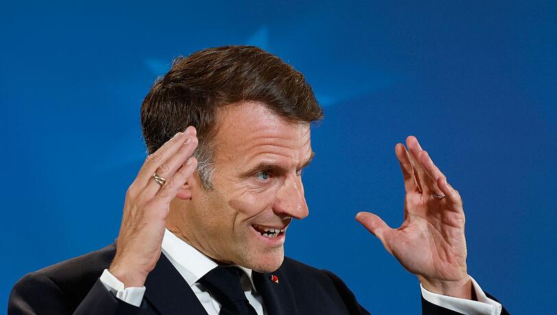 Macron wirft ausländischen Politikern vor, mit den Ausschreitungen in Frankreich Wahlkampf zu betreiben (Archivbild). Macron wirft ausländischen Politikern vor, mit den Ausschreitungen in Frankreich Wahlkampf zu betreiben (Archivbild).