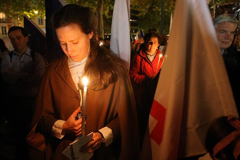 In Paris protestieren christliche Aktivisten gegen Castelluccis Stück "On the Concept of the Face, Regarding the Son of God".