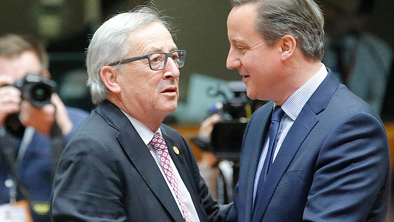 Jean-Claude Juncker und David Cameron (rechts). Jean-Claude Juncker und David Cameron (rechts).