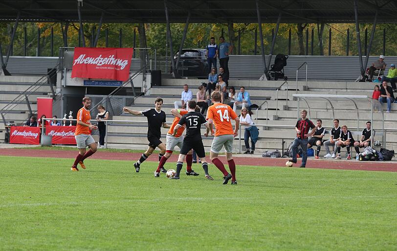 Der AZ-Freizeitkicker-Cup der Royal Bavarian Liga: Die Bilder vom Finale 2018 zum Durchklicken...