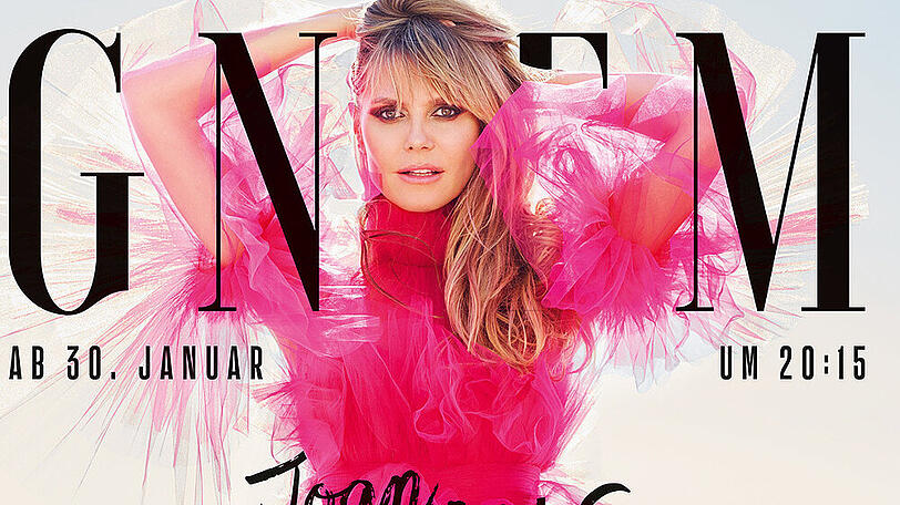 Heidi Klum präsentiert sich vielseitig auf den Plakaten zur neuen "GNTM"-Staffel