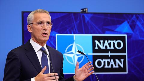 Nato-Generalsekretär Jens Stoltenberg äußert  der Militärallianz in Brüssel.
