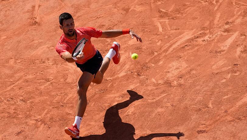 Novak Djokovic erreichte das Achtelfinale der French Open.