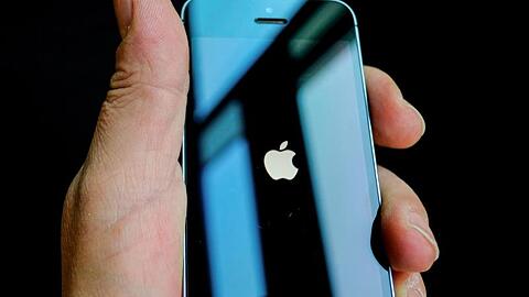Mindestens acht Apple-Fans wurden von einem Betrüger um ihr Geld gebracht. (Symbolbild)