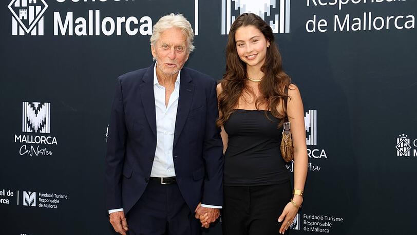 Michael Douglas mit seiner Tochter Carys bei der Preisverleihung auf Mallorca. Michael Douglas mit seiner Tochter Carys bei der Preisverleihung auf Mallorca.